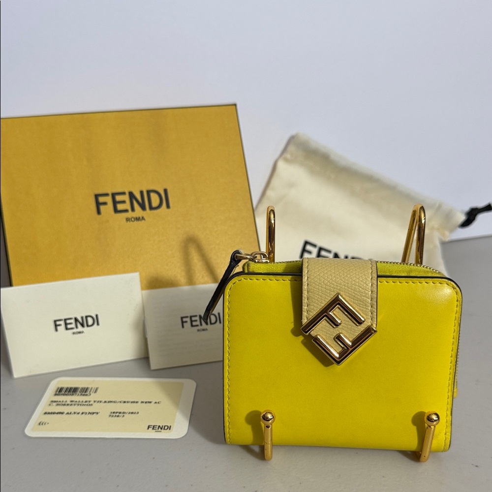 Fendi F cruise sorbetto Bright Yellow gold Leather Wallet